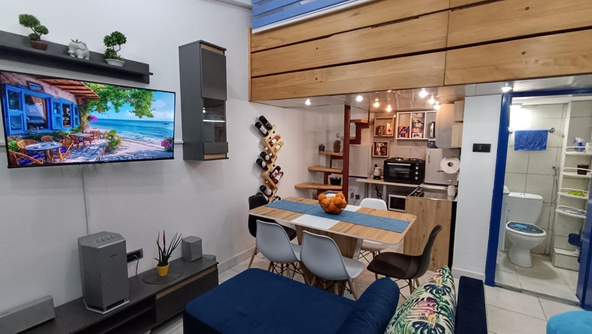 Nitro Inn - Premium Apartments - Wine Tasting - Souvenir - Art Gallery - Private Guided Tours - Relaxing - Romantic 斯科普里 外观 照片