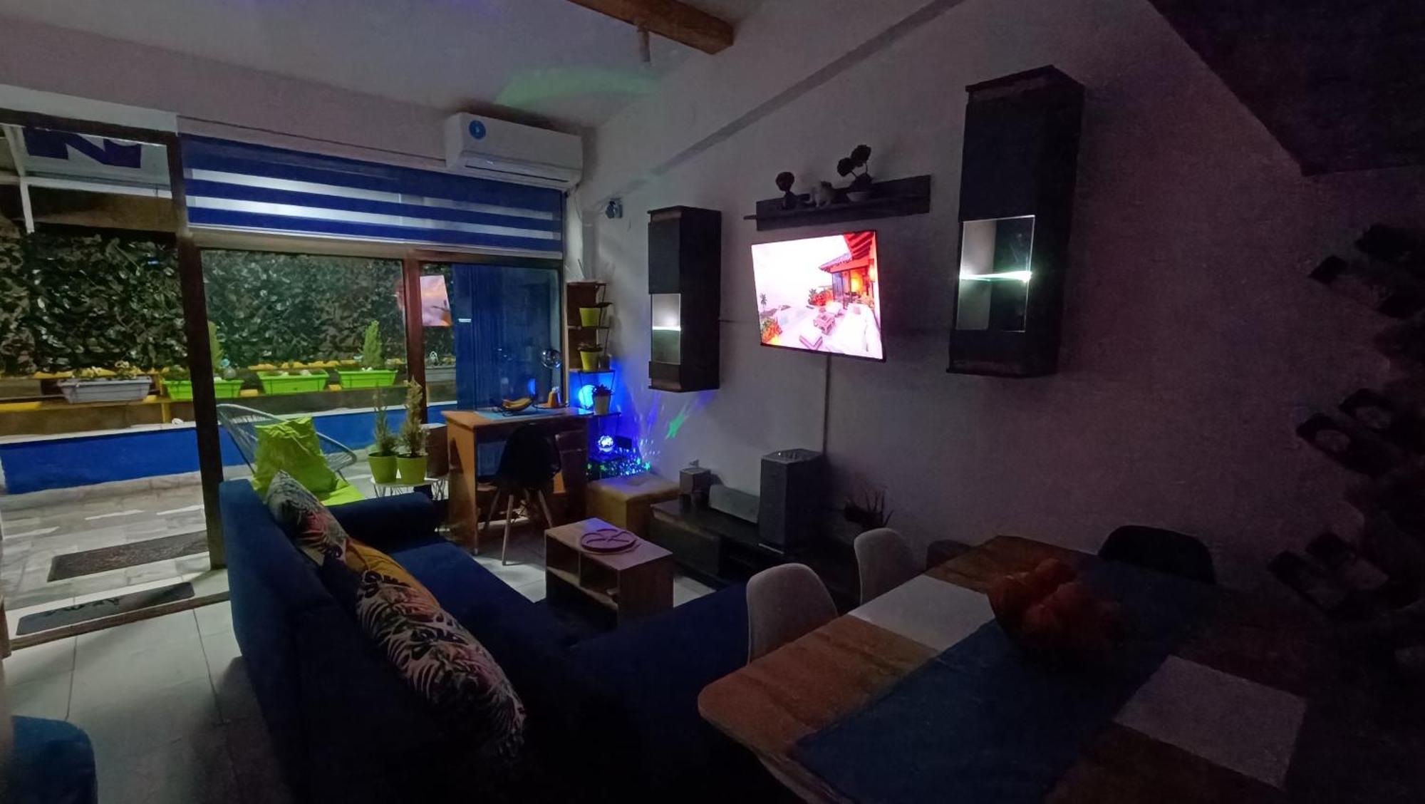 Nitro Inn - Premium Apartments - Wine Tasting - Souvenir - Art Gallery - Private Guided Tours - Relaxing - Romantic 斯科普里 外观 照片